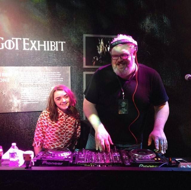 DJ Hodor Arya stark maisie williams Imgur