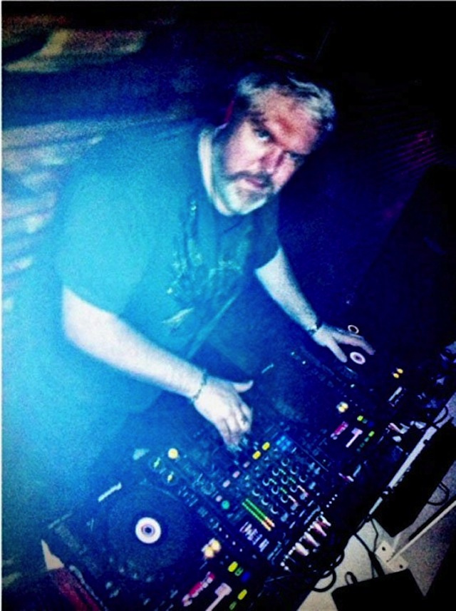 DJ HODOR IS IN THE HODOR