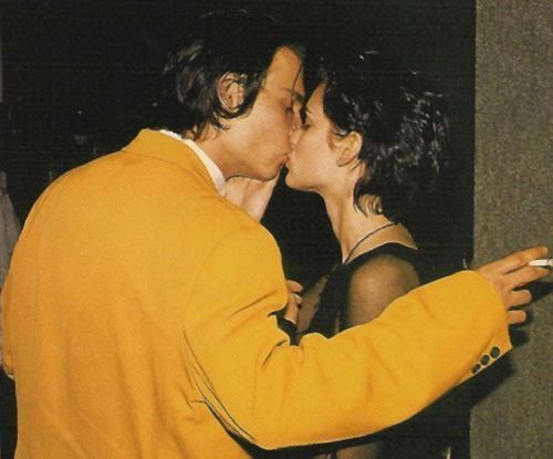 johnny depp kiss winona ryder gif