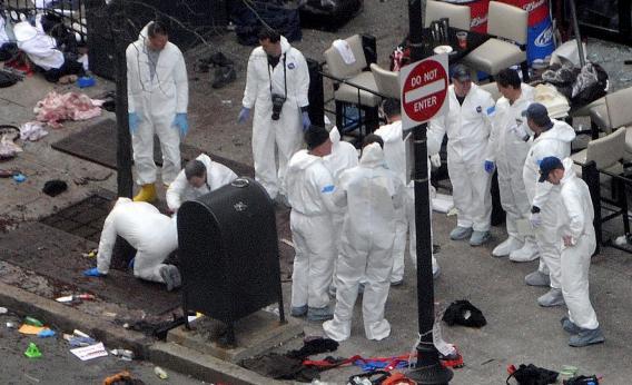 Reddit fingers Boston bombing suspect Blue Robe Guy photo shows striped backpack