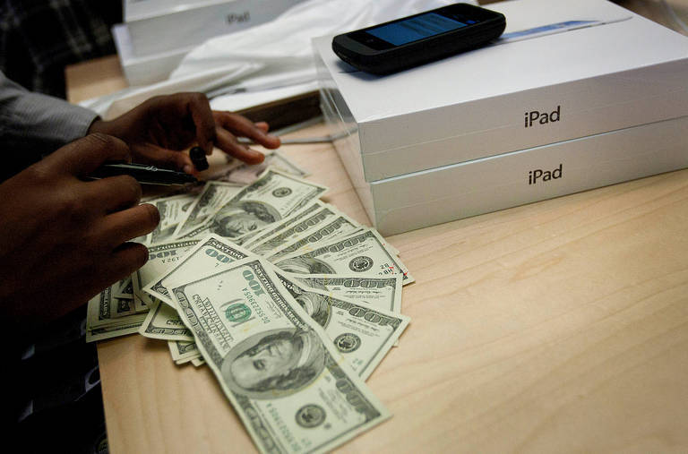 How Apple Sidesteps Billions in Taxes NYTimes com